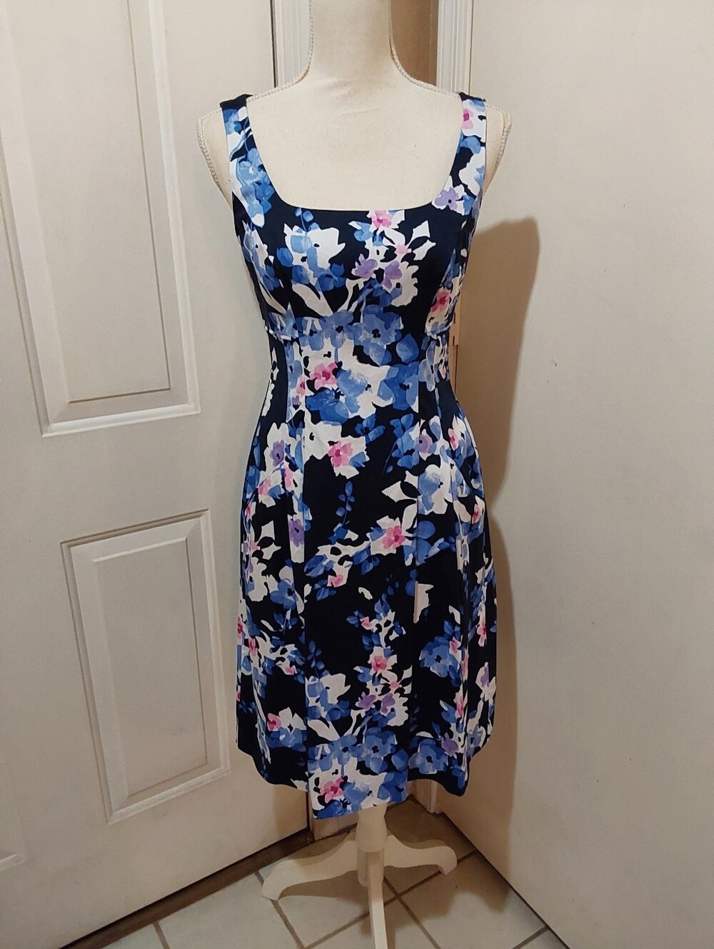 🌺 Like New Ralph Lauren Navy Floral Square-Neck Dress